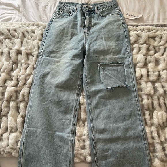 12th tribe light wash jeans - Picture 3 of 4